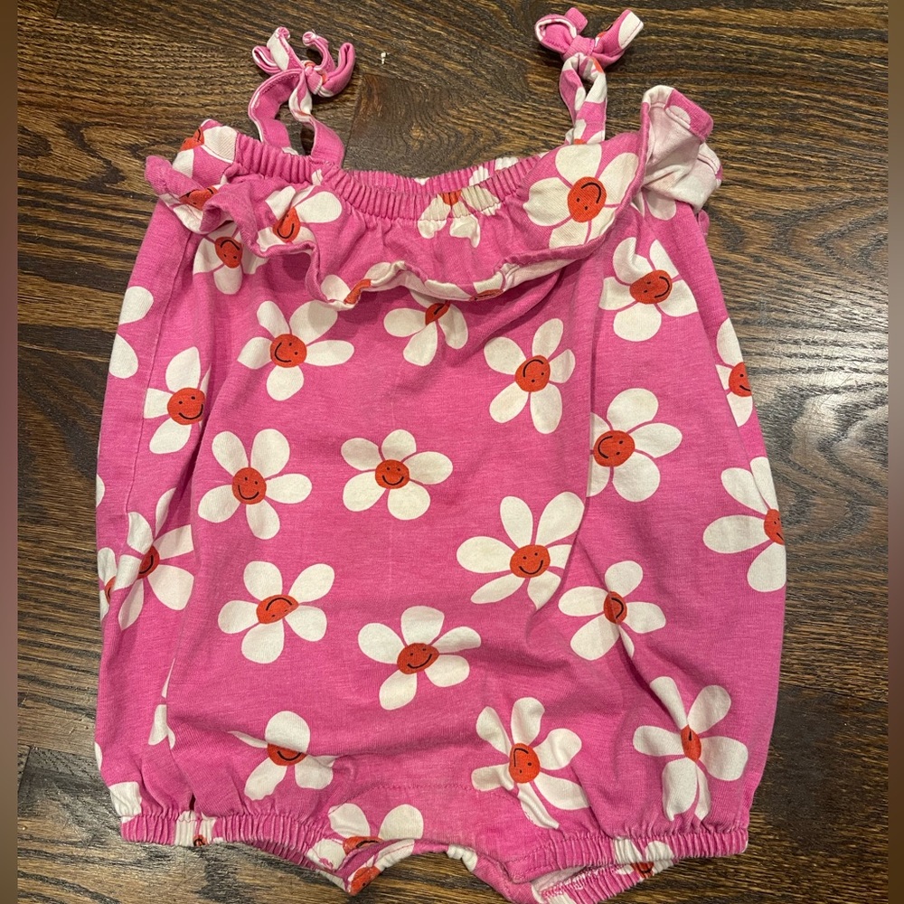 Hanna Andersson baby girl pink flower romper! Size 12-18 mos.